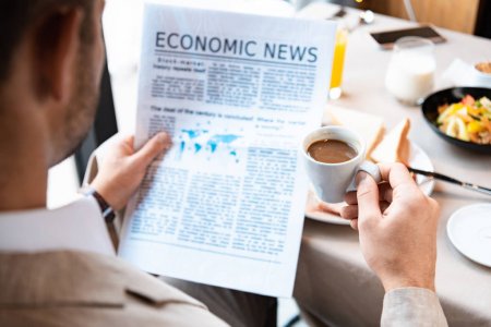 Рост ВВП Китая в IV квартале замедлился до 4,5%, минимума за три года