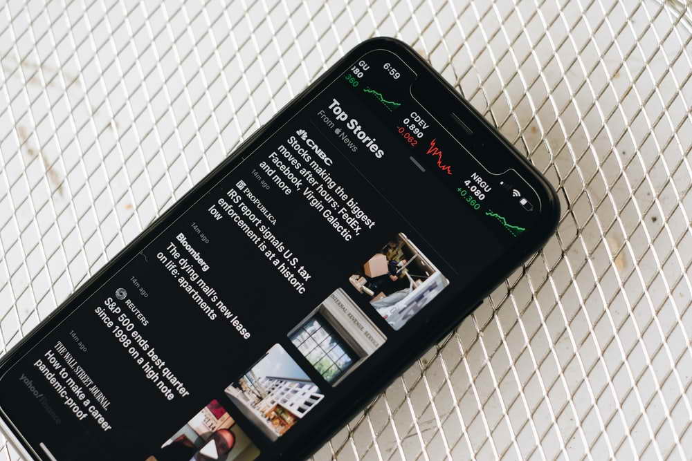 MAX: реально ли подобрать ссылку к вложениям пользователя в переписке